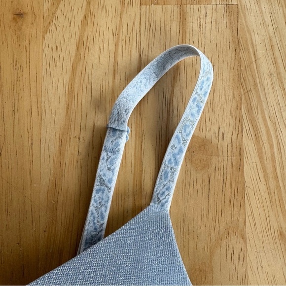 Victoria’s Secret T-Shirt Wireless Bra - Picture 4 of 11